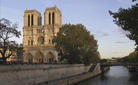 Façade de la cathédrale Notre-Dame de Paris vue depuis la Scène (photo de Gilbert Bochenek)